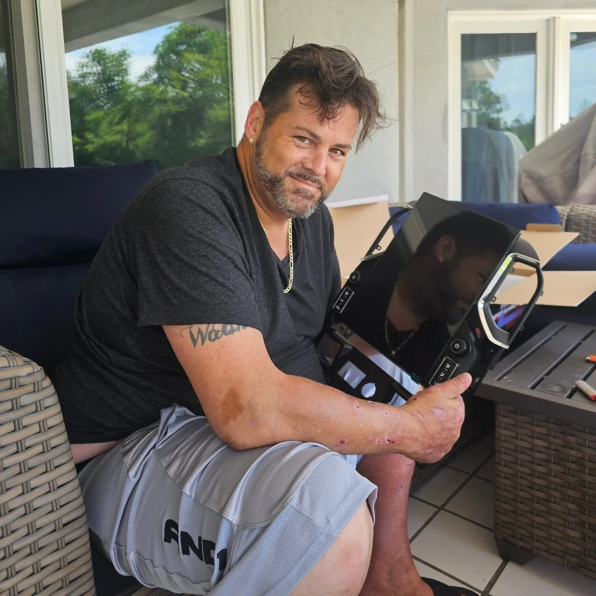 Chevrolet Silverado Tesla Screen 2007-2025 - Image 5