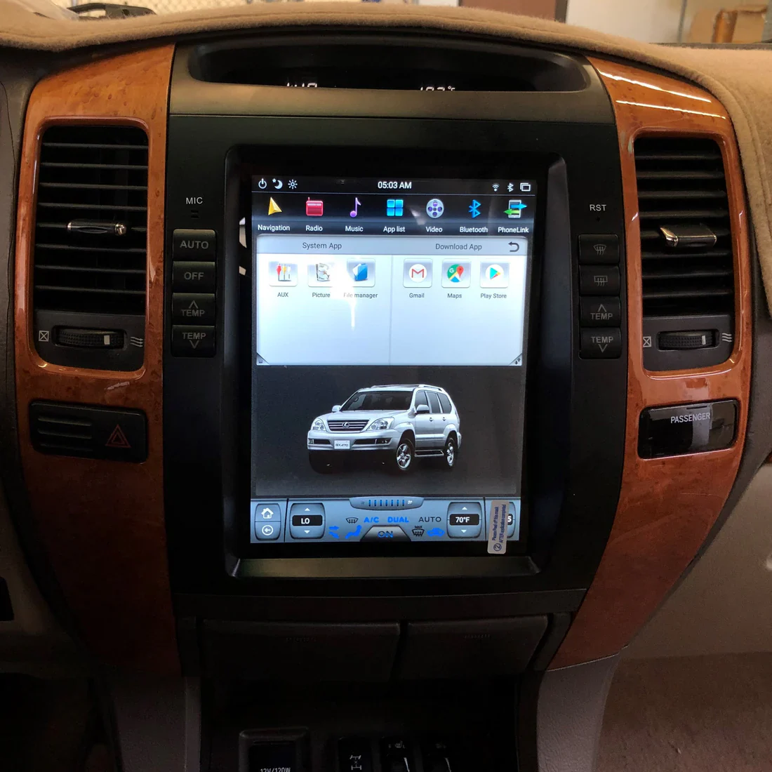 Lexus GX 2002-2019 | Tesla-style Apple Carplay Screen - Image 6